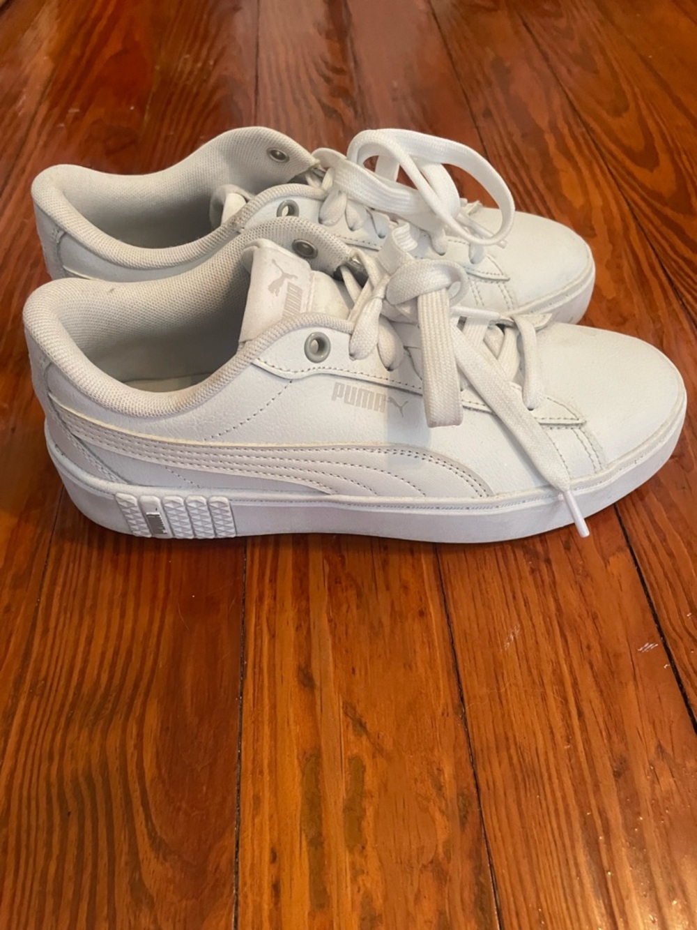 Puma White Sneakers Size 7